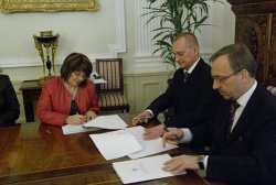 Podpisanie umowy w Ministerstwie Kultury i Dziedzictwa Narodowego fot. P. Mrz