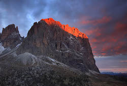 Dolomity - góry poprzez chmury Dolomity - góry poprzez chmury