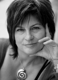 IWONA KOWALKOWSKA IWONA KOWALKOWSKA